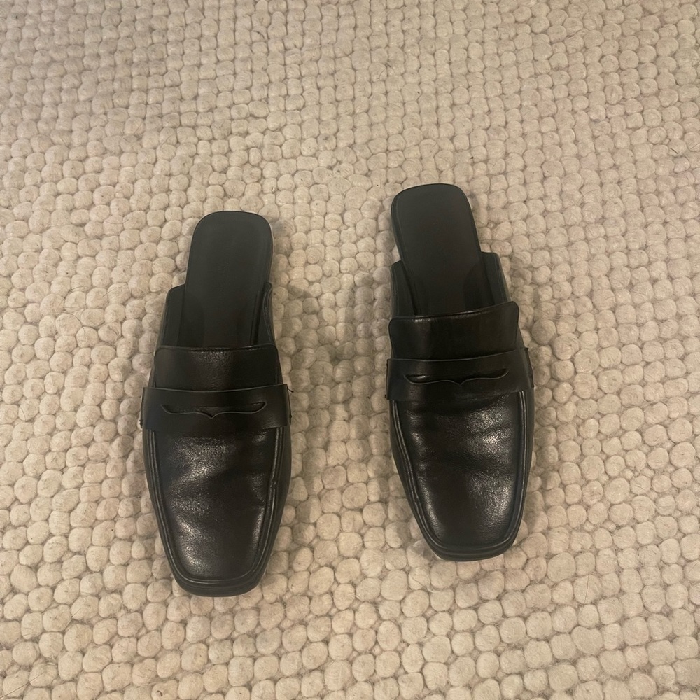 Banana Republic leather mules size 10